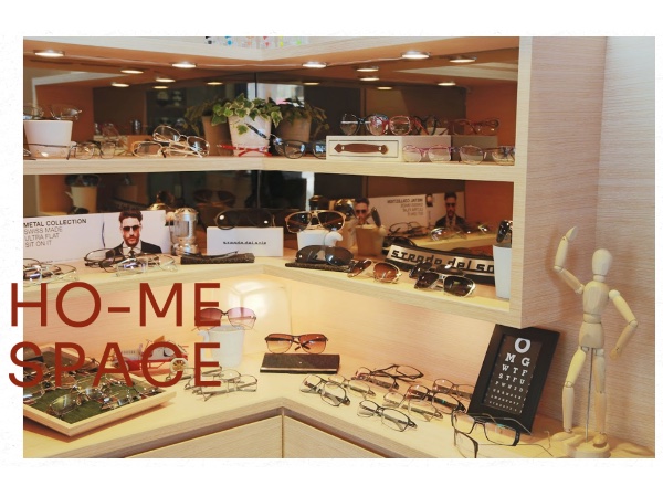 Inside HOME OPTICAL